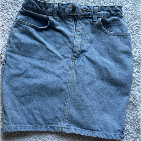 High wasted american apparel jean skirt - Picture 2 of 5